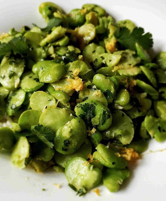 Salade de fêves au citron et ricotta