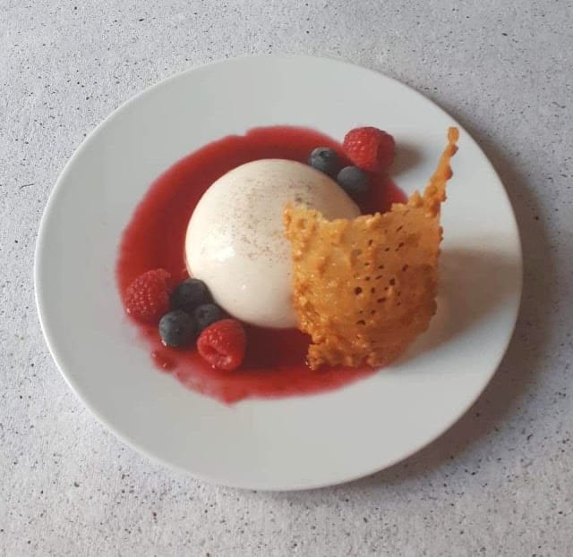 Panna cotta vanille cardamome